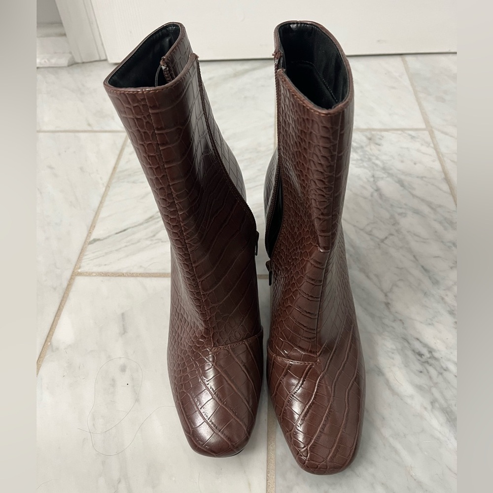 Brown Crocodile Pointed-Toe Mid-Calf Boots